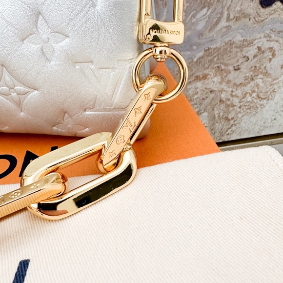 Louis Vuitton Coussin BB Monogram Silver Lambskin Embossed Crossbody Bag - Picture 9 of 12